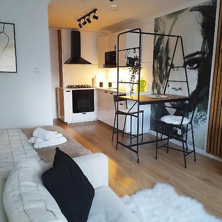 Apartament Ogrodowa Studio Warszawa Bagian luar foto