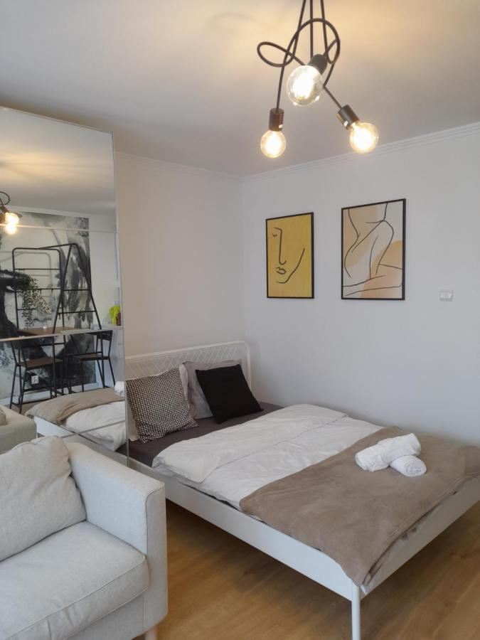 Apartament Ogrodowa Studio Warszawa Bagian luar foto