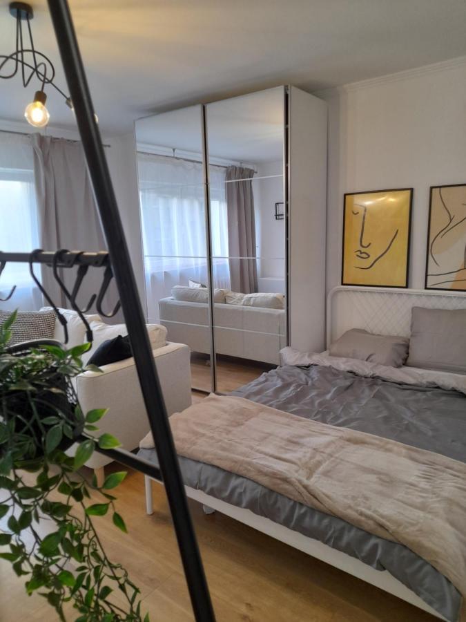 Apartament Ogrodowa Studio Warszawa Bagian luar foto
